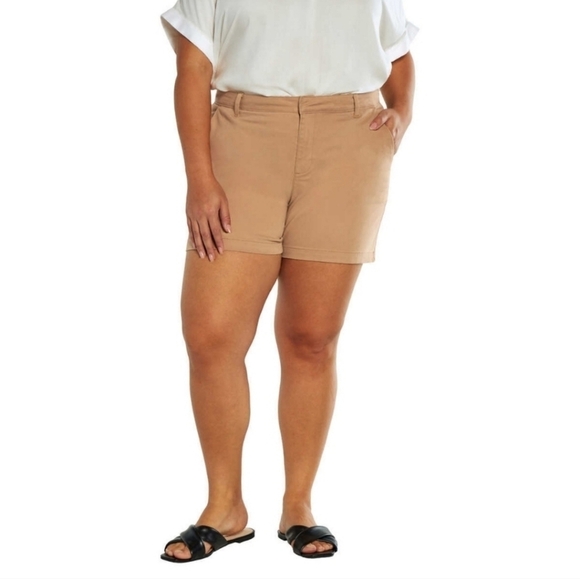 Banana Republic Ladies' Chino Short size 12 - Picture 5 of 10